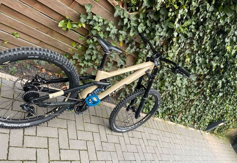 Used CUBE TWO15 PRO 2022 2022 Mountainbike, Black, 27.5 — image 4 of 4