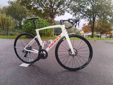 Tweedehands Ridley Noah Fast Disc - Shimano Ultegra DI2 2x12sp 2024 2024 Road & Gravel
