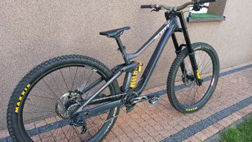 Scott Gambler 920 2021 2021 Mountainbike de segunda mano, Gris claro — imagen 2 de 6