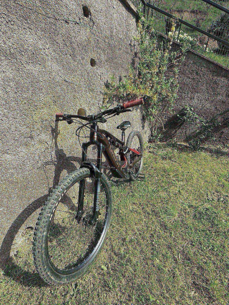 Used Ghost HYBRIDE ASX Essential 160 2021 2021 Mountainbike, Red, 29, 27.5 — image 2 of 7