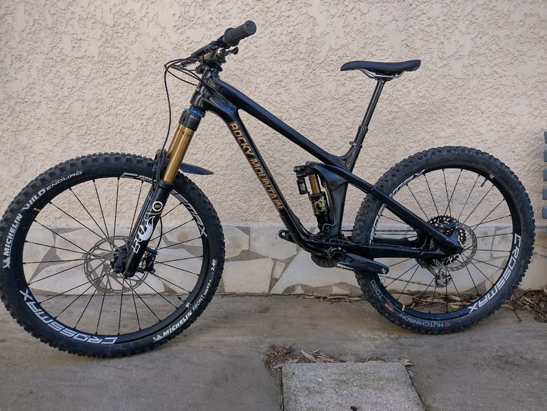 Used Rocky Mountain Slayer 2018 2018 Mountainbike, Black — image 4 of 6