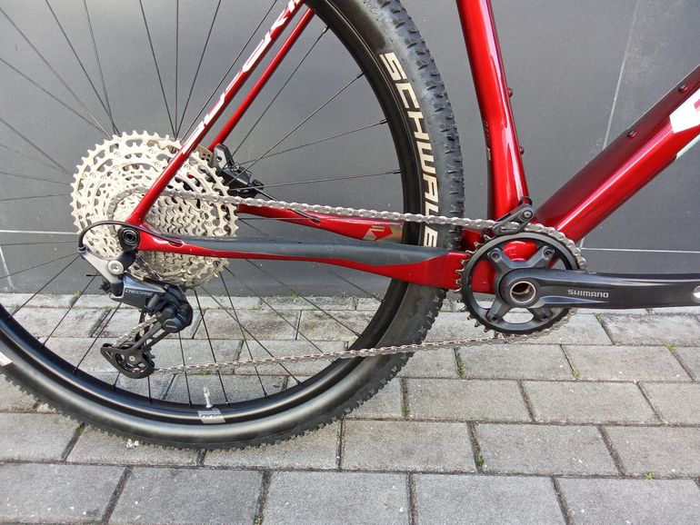 Used Superior Xp Shimano Deore 2024 Mountainbike, Red — image 3 of 4