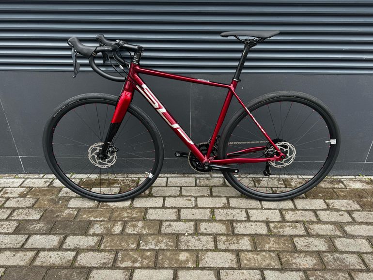 Used Superior X-ROAD Comp 2021 2021 Road & Gravel, Red — image 2 of 4