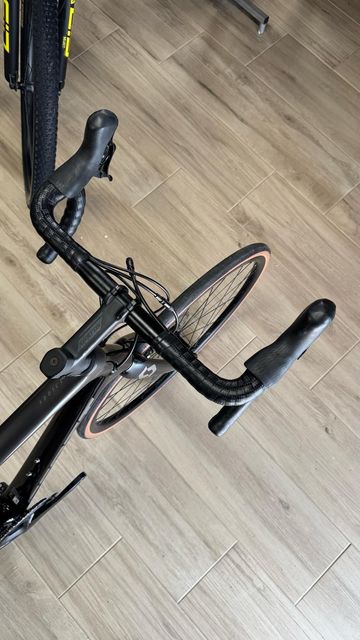 Gebrauchtes Scott Addict 20 disc 2019 2019 Road & Gravel, Schwarz — Bild 6 von 12