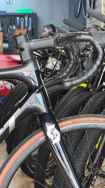 Gebrauchtes Scott Addict 20 disc 2019 2019 Road & Gravel, Schwarz — Bild 5 von 12