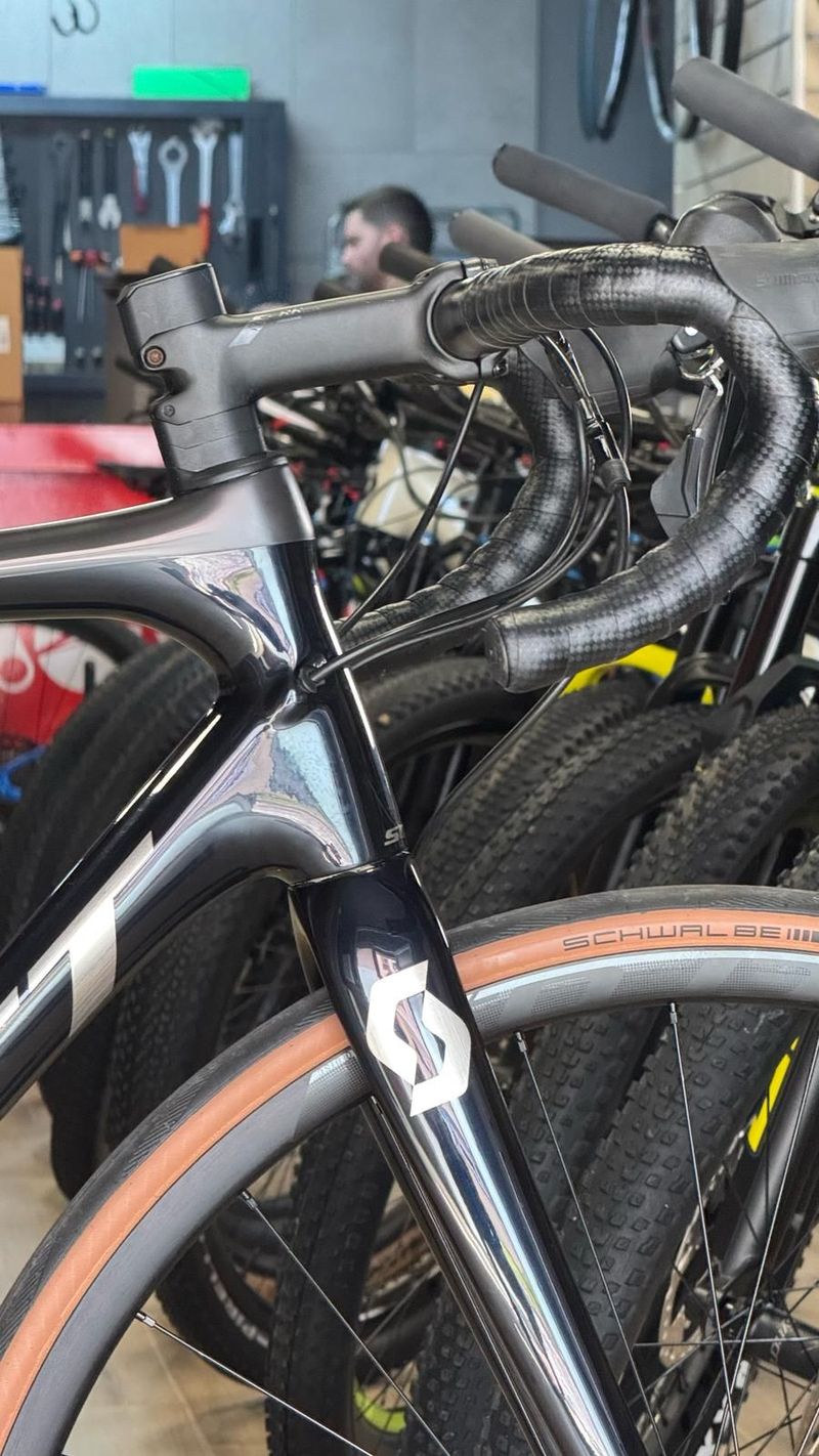 Gebrauchtes Scott Addict 20 disc 2019 2019 Road & Gravel, Schwarz — Bild 5 von 12