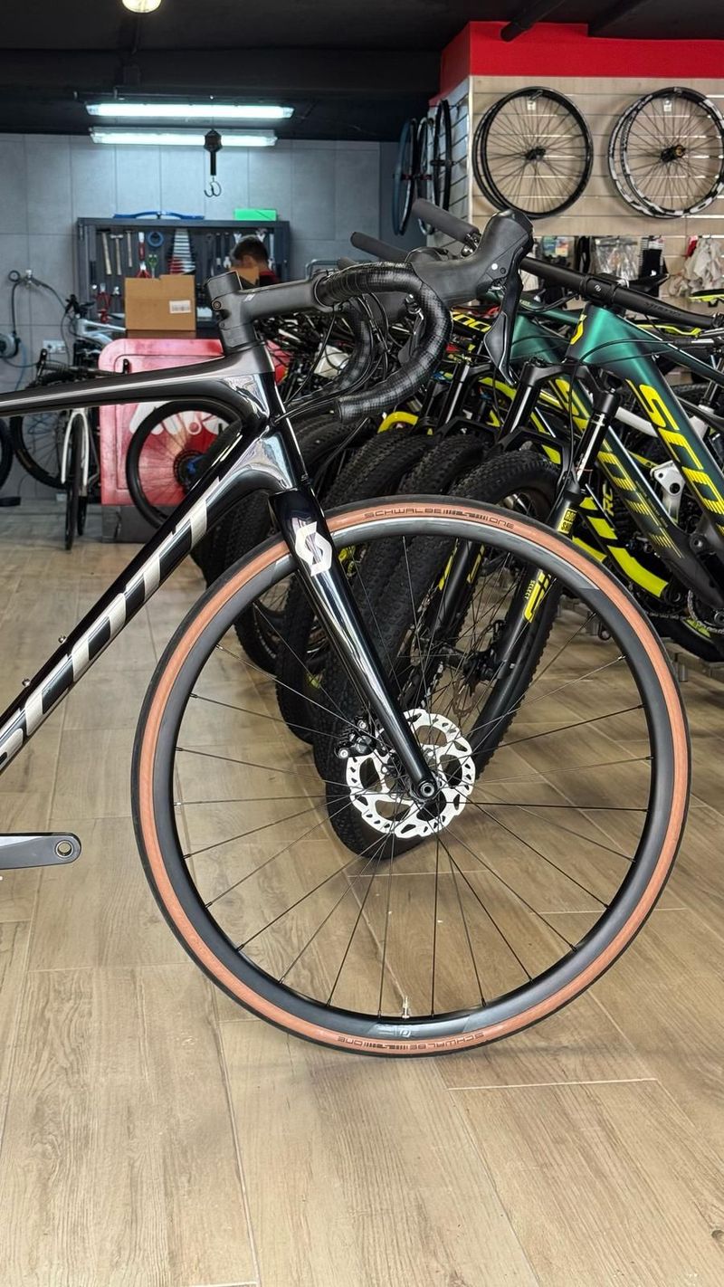 Gebrauchtes Scott Addict 20 disc 2019 2019 Road & Gravel, Schwarz — Bild 10 von 12