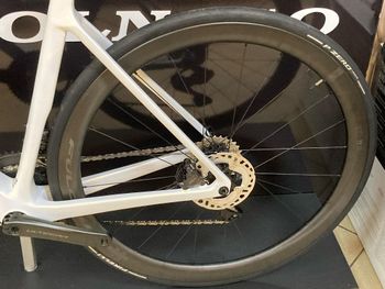 Used Colnago V4Rs Disc Shimano Ultegra Di2 2025 Road & Gravel, White — image 3 of 4