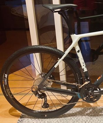 Used Canyon Grizl CF SL 8 2021 2021 Road & Gravel, White — image 3 of 8