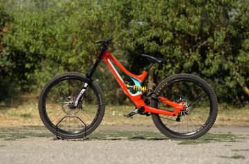 Brugt Specialized Demo 8 I Carbon 2018 2018 Mountainbike — billede 3 af 4