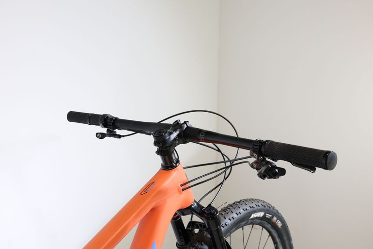 Brugt Santa Cruz BLUR S / Carbon C 2023 2023 Mountainbike — billede 4 af 4