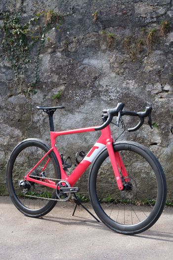 Brugt 3T Strada Red 2019 Road & Gravel — billede 2 af 5