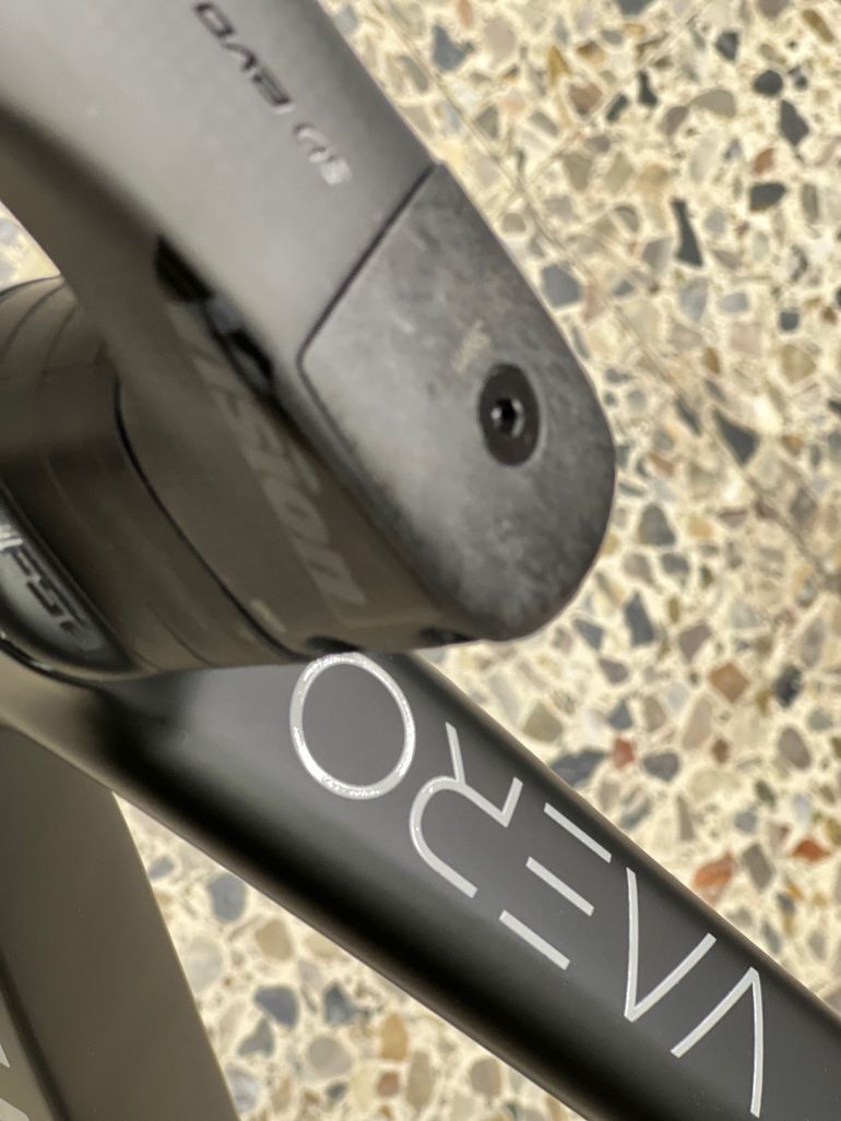 Used Whistle WHISTLE VAERO DURACE DI2 12V 2025 Road & Gravel — image 8 of 12