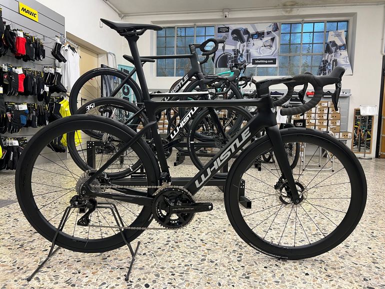 Used Whistle WHISTLE VAERO DURACE DI2 12V 2025 Road & Gravel — image 1 of 12