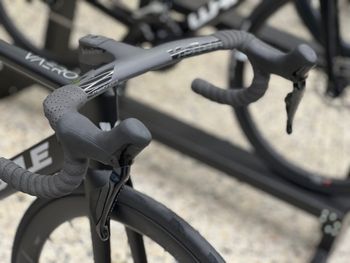 Used Whistle WHISTLE VAERO DURACE DI2 12V 2025 Road & Gravel — image 5 of 12
