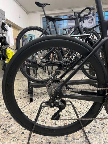 Used Whistle WHISTLE VAERO DURACE DI2 12V 2025 Road & Gravel — image 12 of 12