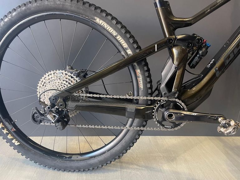 Used Lapierre Zesty AM CF 8.9 2023 2022 Mountainbike, Black, 29 — image 2 of 9