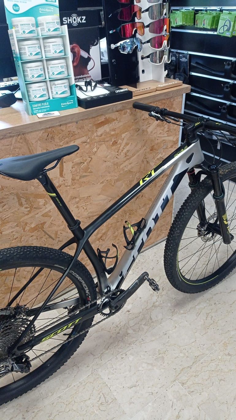 Scott SCALE RC 900 PRO MISURA M USATO 2020