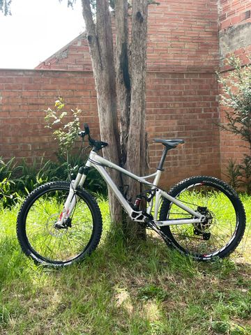 Used Giant Reign 2 2006 MTB