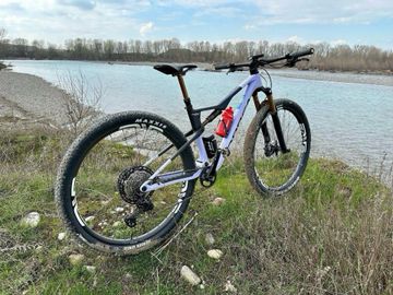 Used Orbea OIZ M-PRO 2024 2024 Mountainbike, White, 29 — image 5 of 10