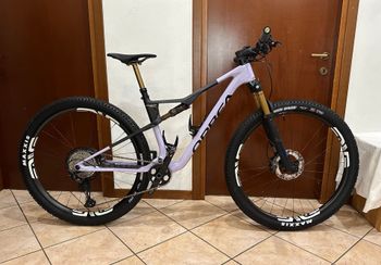 Orbea OIZ M-PRO 2024 2024 Mountainbike d'occasion — image 2 sur 10