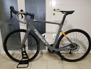 Used Wilier Cento10 Hybrid SHIMANO ULTEGRA R8020 + MAHLE EBIKEMOTION 2022 2022 Road & Gravel
