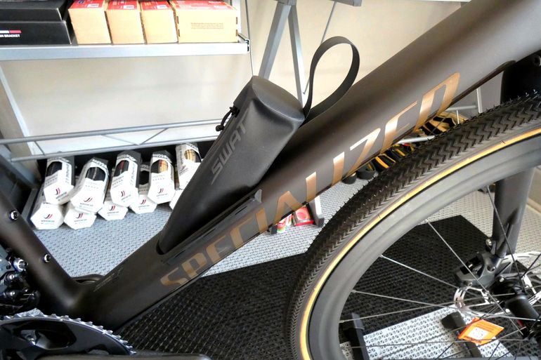 Used Specialized Diverge SRAM Force eTap AXS 2022 Road & Gravel, Orange — image 23 of 24