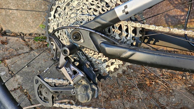 Brugt CUBE STEREO 140 HPC, SL 27.5 2023 2023 Mountainbike — billede 12 af 13