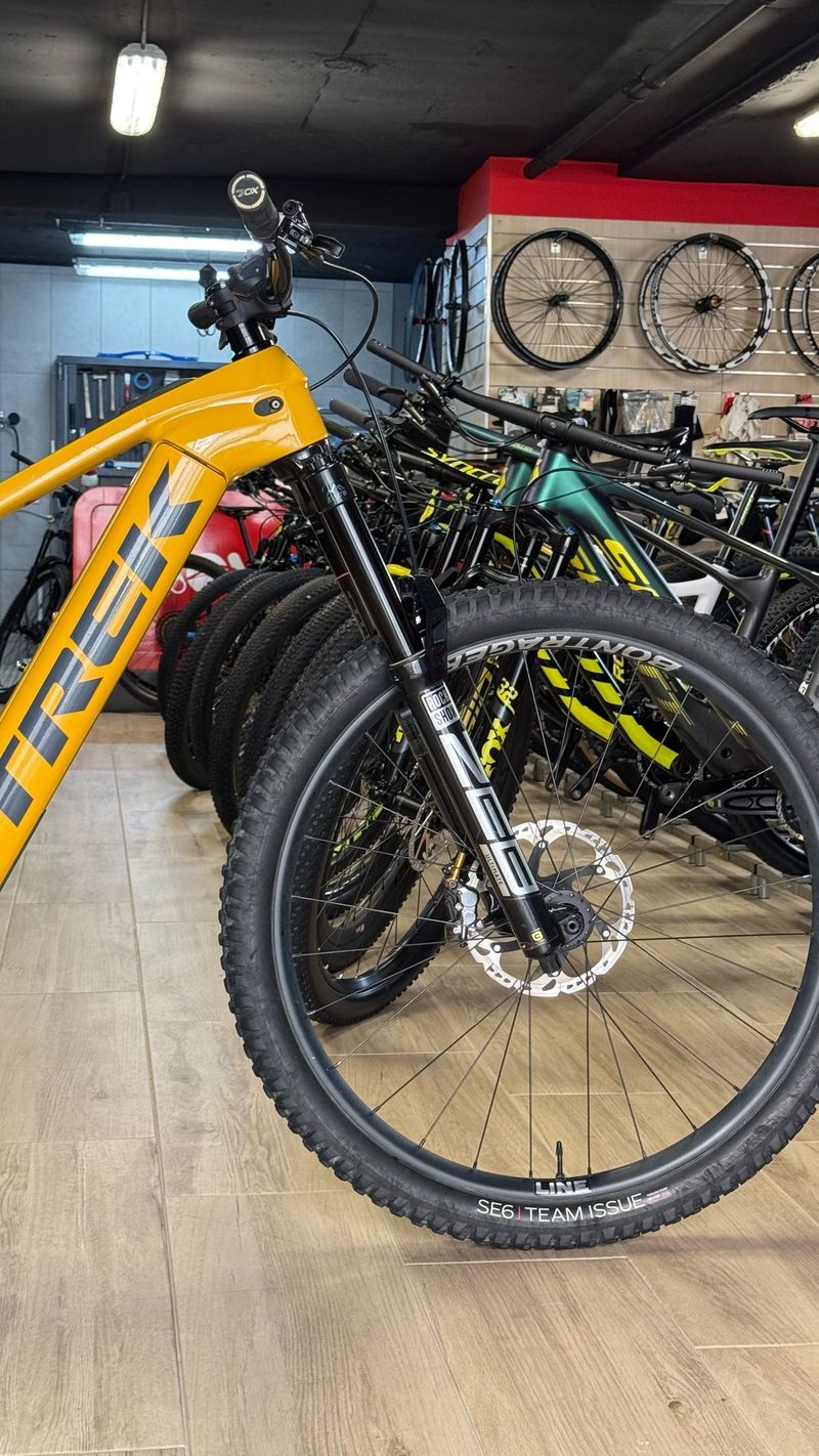 Used Trek Rail Sram Eagle Transmission X0 2023 Mountainbike, Orange — image 13 of 13