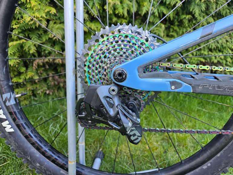 Used Pivot Trail 429 2022 Mountainbike, Blu — image 2 of 9