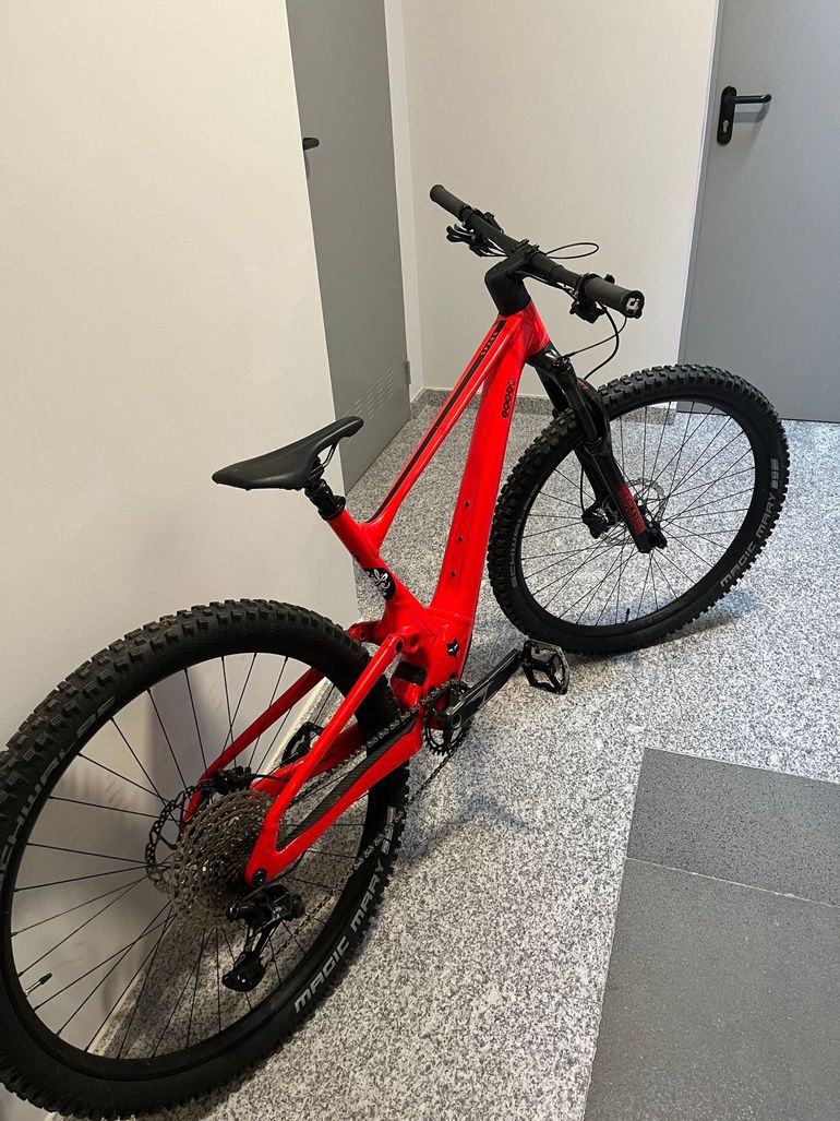 Used Scott Spark Shimano Deore XT 2023 Mountainbike, Red — image 4 of 6