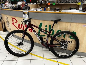 Used Specialized S-Works Epic 2023 2023 Mountainbike, Red, 29 — image 2 of 3