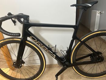 Used Orbea Orca SRAM Rival eTap AXS 2023 Carretera y gravel