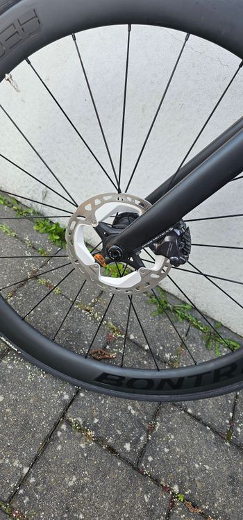 Used Canyon ULTIMATE CF SLX 8 DI2 2023 Road & Gravel, Black — image 4 of 12