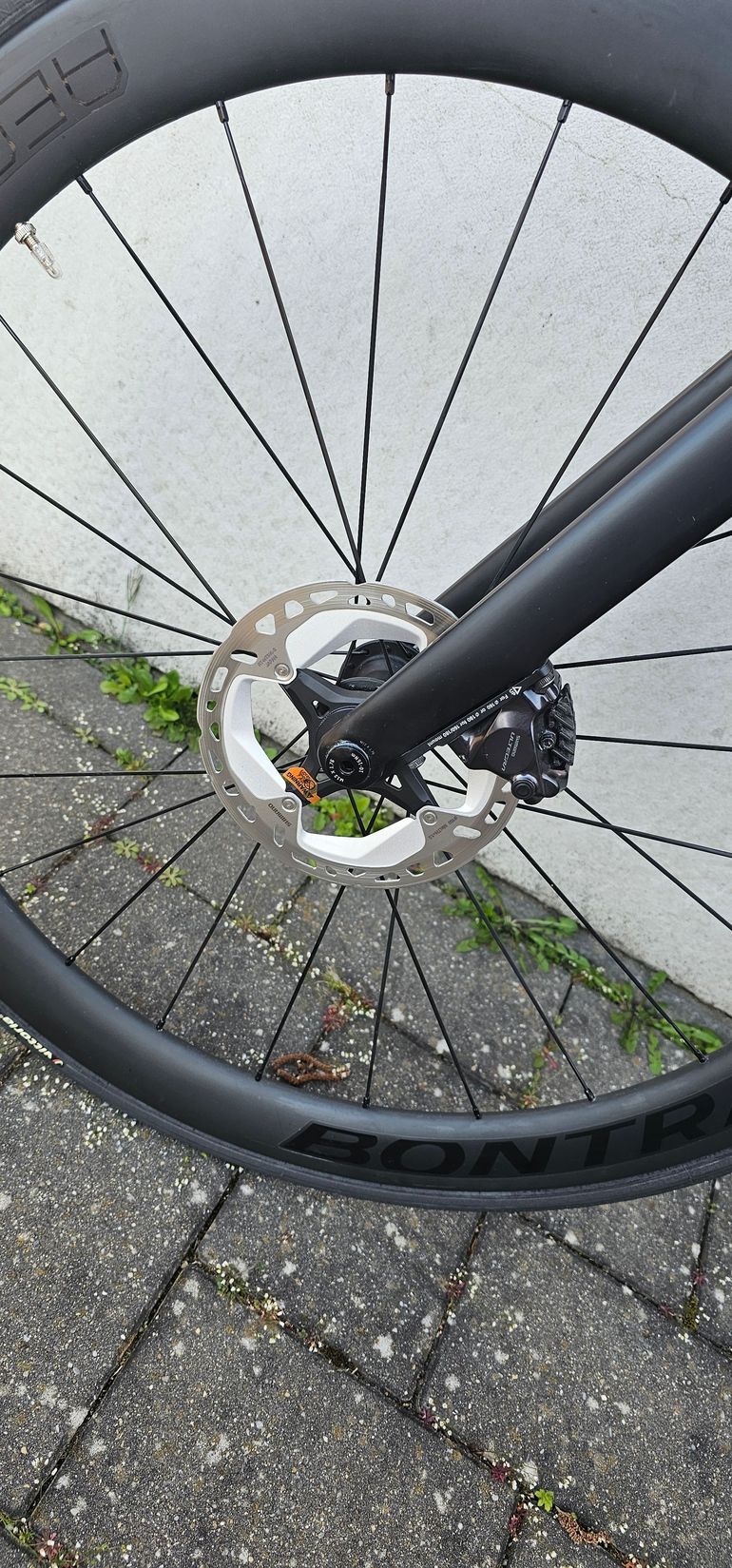 Used Canyon ULTIMATE CF SLX 8 DI2 2023 Road & Gravel, Black — image 4 of 12