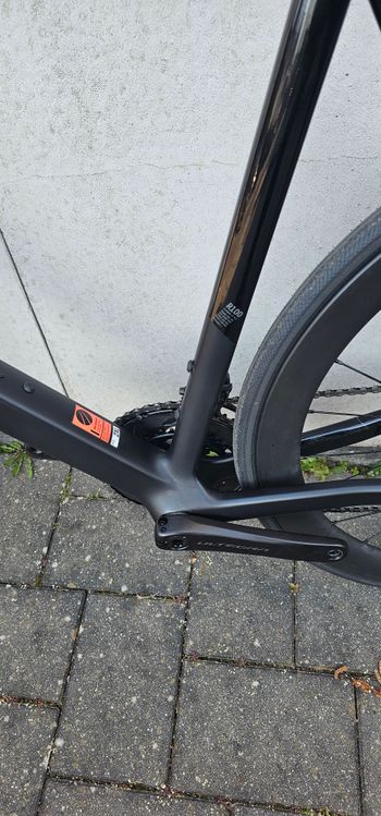 Used Canyon ULTIMATE CF SLX 8 DI2 2023 Road & Gravel, Black — image 12 of 12