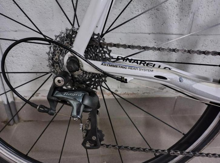 Used Pinarello Dogma 60.1 2014 2014 Road & Gravel, White — image 5 of 7