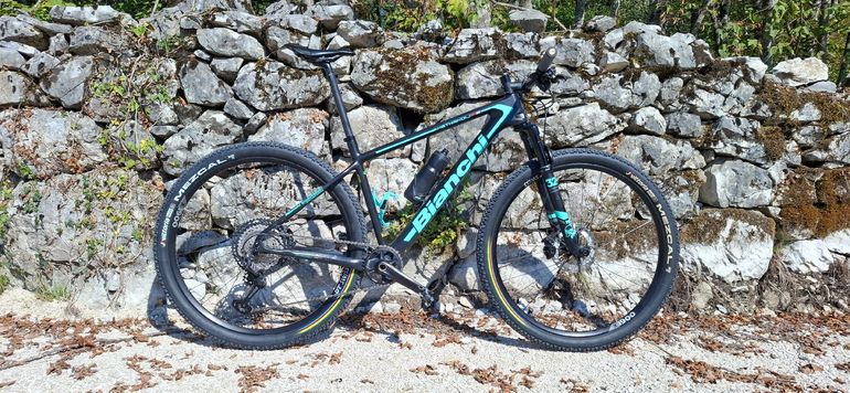 Used Bianchi METHANOL CV RS 2020 Mountainbike, Black — image 1 of 11
