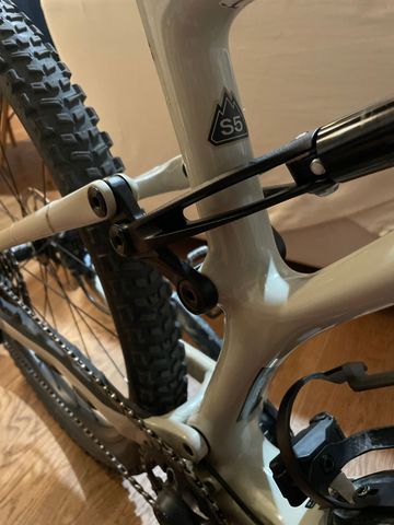 Used Specialized Stumpjumper Comp 2022 2022 Mountainbike, White, 29 — image 12 of 17