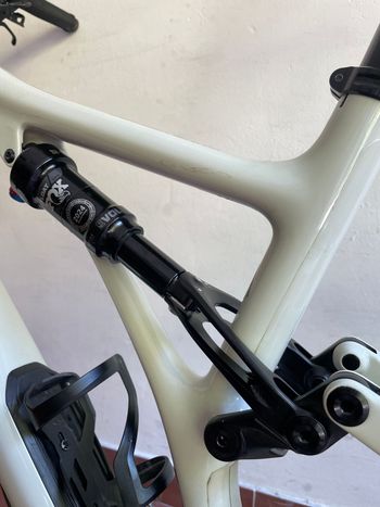 Used Specialized Stumpjumper Comp 2022 2022 Mountainbike, White, 29 — image 14 of 17