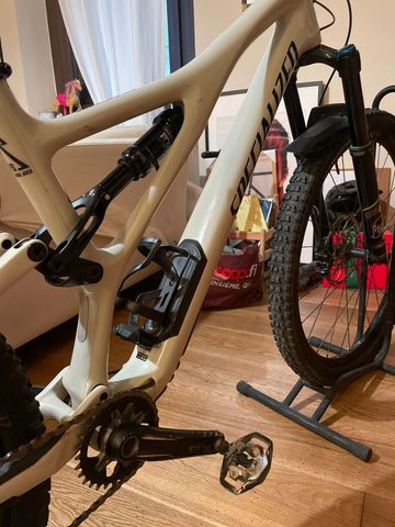 Used Specialized Stumpjumper Comp 2022 2022 Mountainbike, White, 29 — image 5 of 17