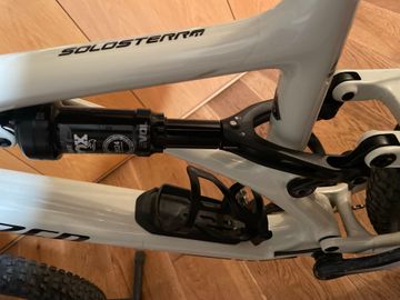 Used Specialized Stumpjumper Comp 2022 2022 Mountainbike, White, 29 — image 13 of 17