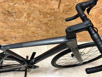Scott ADDICT 50 (2025) 2025 Road & Gravel usato, Grigio chiaro — immagine 6 di 9