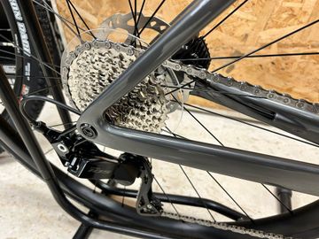 Scott ADDICT 50 (2025) 2025 Road & Gravel usato, Grigio chiaro — immagine 5 di 9