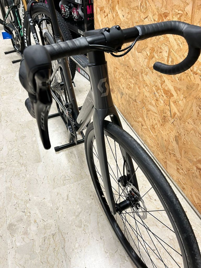 Brugt Scott ADDICT 50 (2025) 2025 Road & Gravel — billede 7 af 9