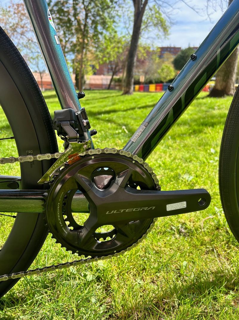 Giant Defy, Advanced Pro 1 2023 2023 Road & Gravel usato, Grigio chiaro — immagine 2 di 5