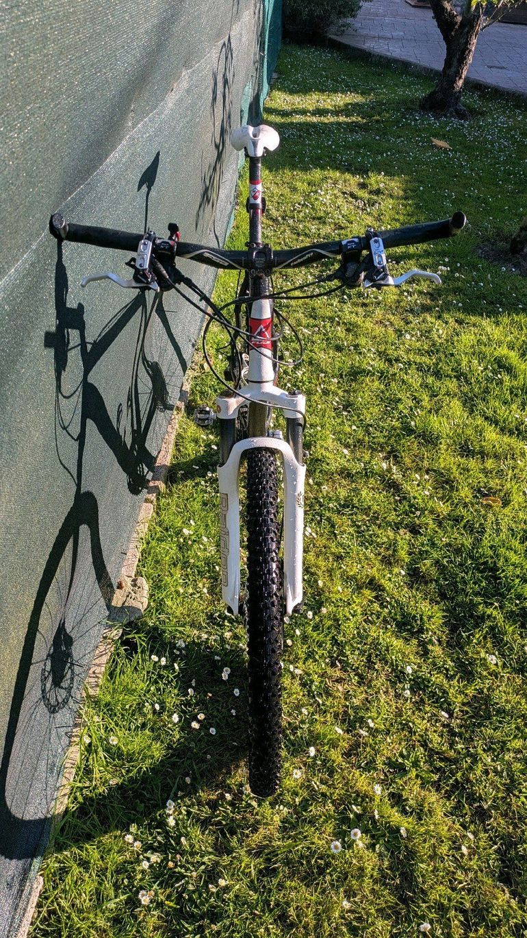 Tweedehands Fuji Nevada 1.0 2011 2011 Mountainbike — afbeelding 2 van 8
