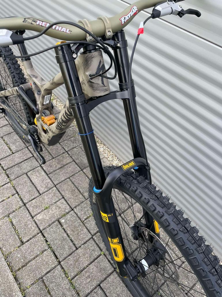Specialized Demo Race 2025 2025 Mountainbike usato, Verde — immagine 13 di 13