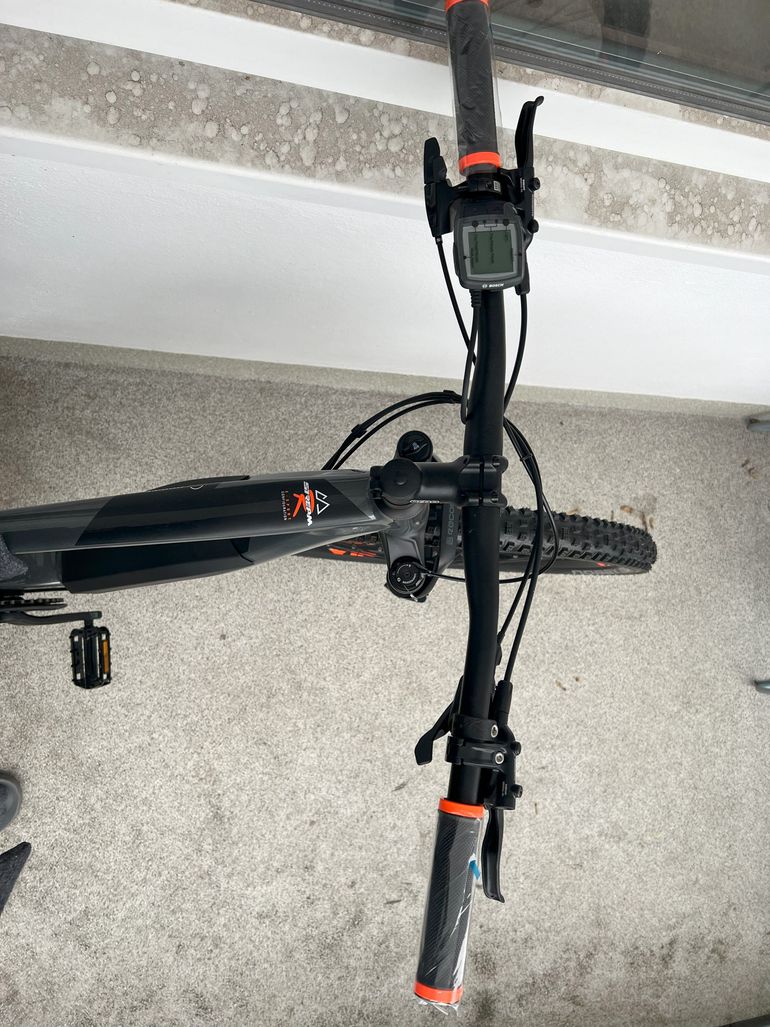 Cross sport Streamer 2024