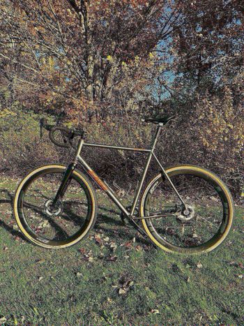 Used Sage Barlow 2022 Road & Gravel, Hellgrau — image 12 of 12